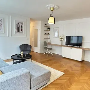 Sublime Flat - Heart Of - Le Marais Apartment